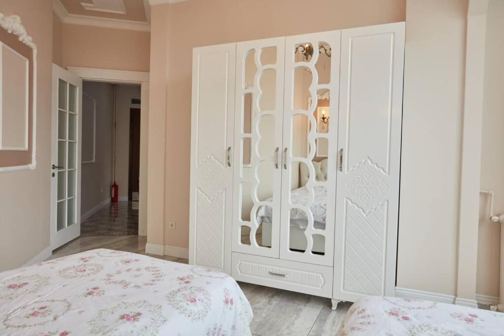 Taksim Square Apartment, Great View, Luxury Istanbul Exterior photo